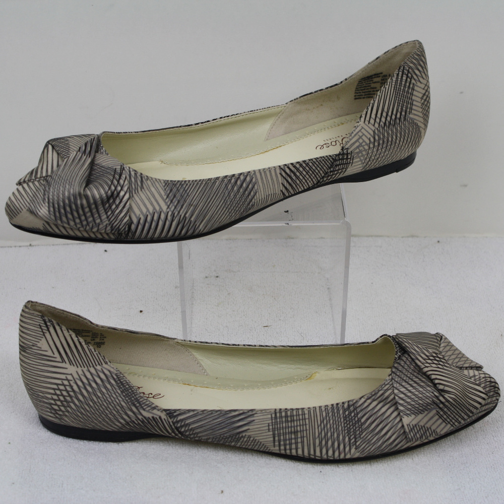 Brand New Ladies Very Versatile Flat